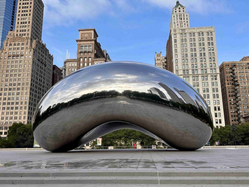 Cloud Gate (The Bean) to Start the Perfect Chicago Weekend Getaway (©Melanie Lee)