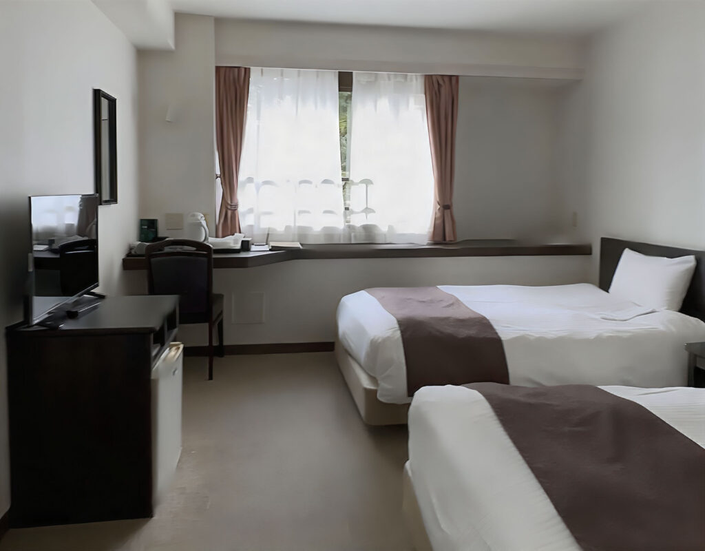 Room at Shinjuku Sun Park (©Melanie Lee)