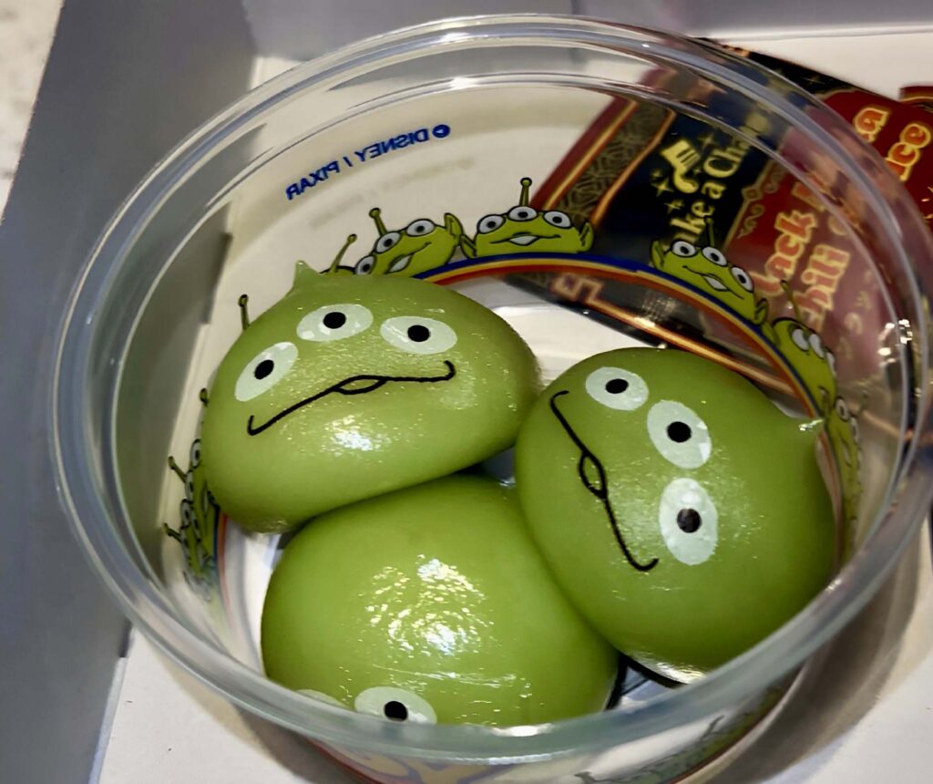 Toy Story Alien Mochi in Three Flavors at Tokyo Disneyland (©Melanie Lee)