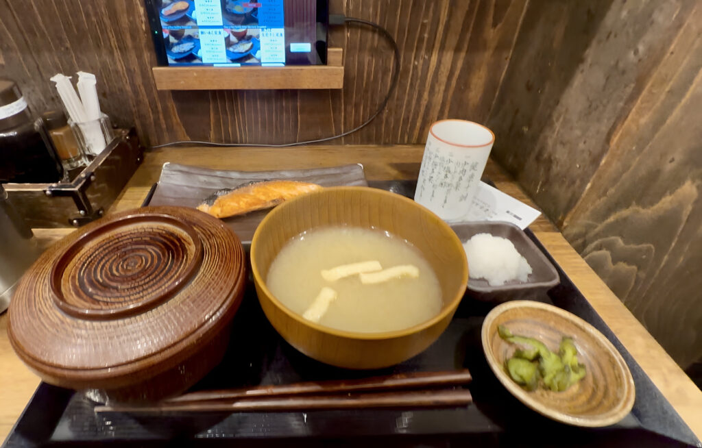 Breakfast at Shinpachi Shokudo (©Melanie Lee)