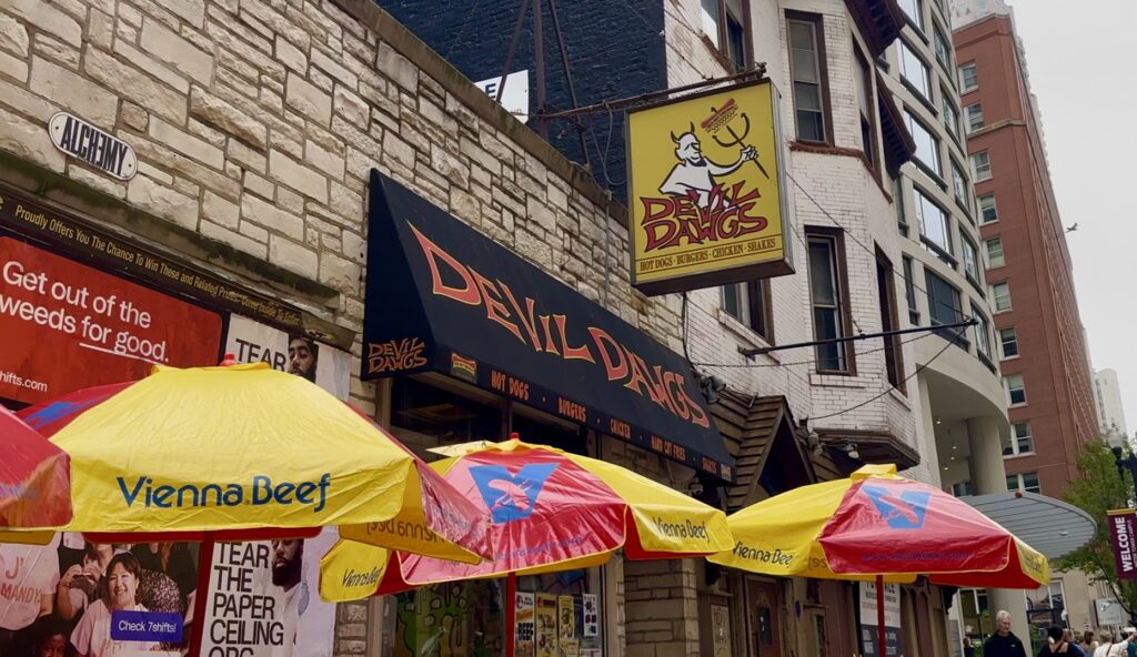 Devil Dawgs (©Melanie Lee)