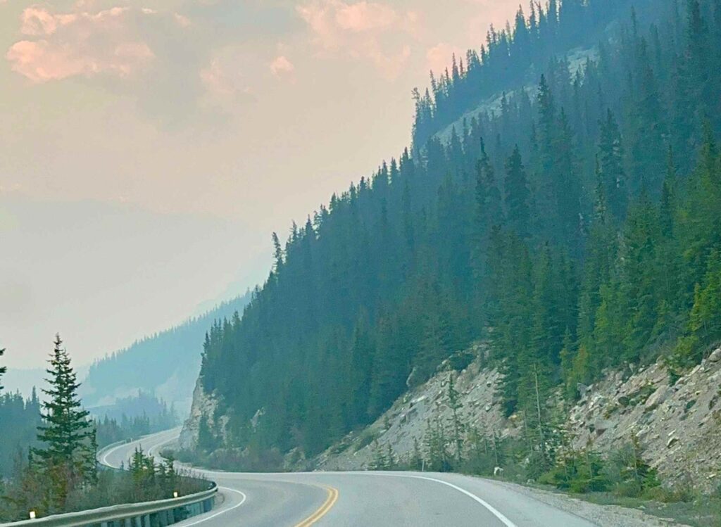 Smoky Sunsets in Jasper National Park (©Melanie Lee)