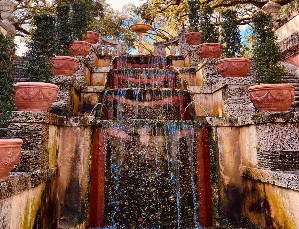 Vizcaya Museum & Gardens (©Melanie Lee)