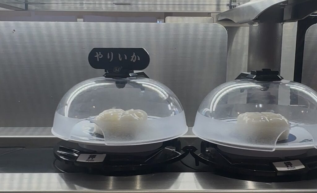 Conveyor Belt Sushi (©Melanie Lee)