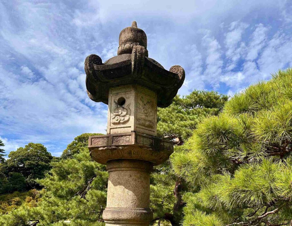 Rikugien Gardens (©Melanie Lee)