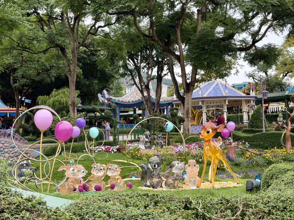 Hong Kong Disneyland 20th Anniversary Display (©Melanie Lee)