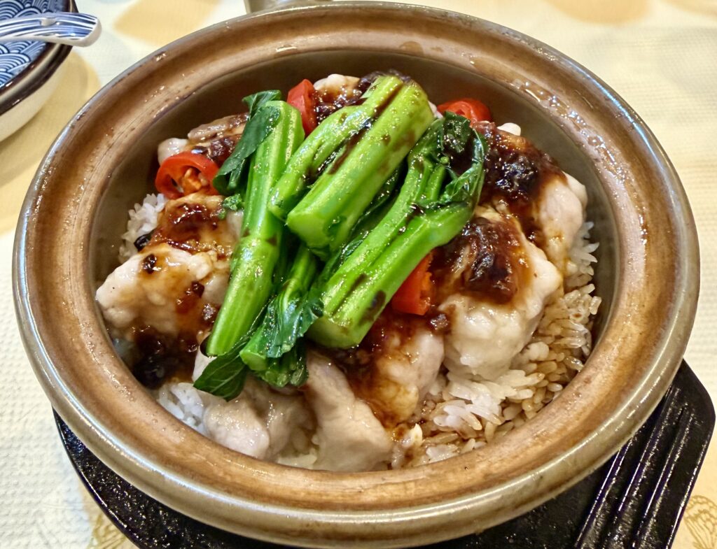 Clay Pot Dinner (©Melanie Lee)